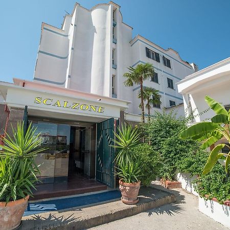 Albergo Scalzone Castel Volturno Exterior foto